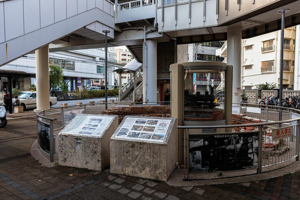 まずは飛行機で沖縄入り, いきなり日本最西端の駅へ, 終点のてだこ浦西駅を目指す, かつて走っていた“ケービン”, 沖縄の歴史を物語る