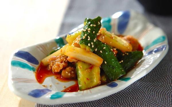 イカとキュウリの塩炒め, キュウリのキムチ炒め, キュウリとジャコのおかか炒め, 豚肉とキュウリの中華炒め, ちくわとキュウリのオイスター炒め, らっきょうとキュウリの甘酢炒め, セロリとキュウリのピリ辛炒め