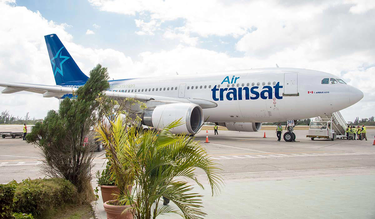 STAFF ASK FOR AIR TRANSAT RATES RISK OF JAIL TIME, STRIKES SET TO CONTINUE, 'WE'RE LOOKING FOR A SOLUTION HERE', CARNEY PUSHES FOR SOLUTION, AIR CANADA SHARES DOWN, STAFF WILL BE HELD ACCOUNTABLE, 'THERE IS NO LOCKOUT IN PLACE', STAFF ASK FOR AIR TRANSAT RATES, FULL REFUNDS FOR PASSENGERS, WHAT DID AIR CANADA OFFER?