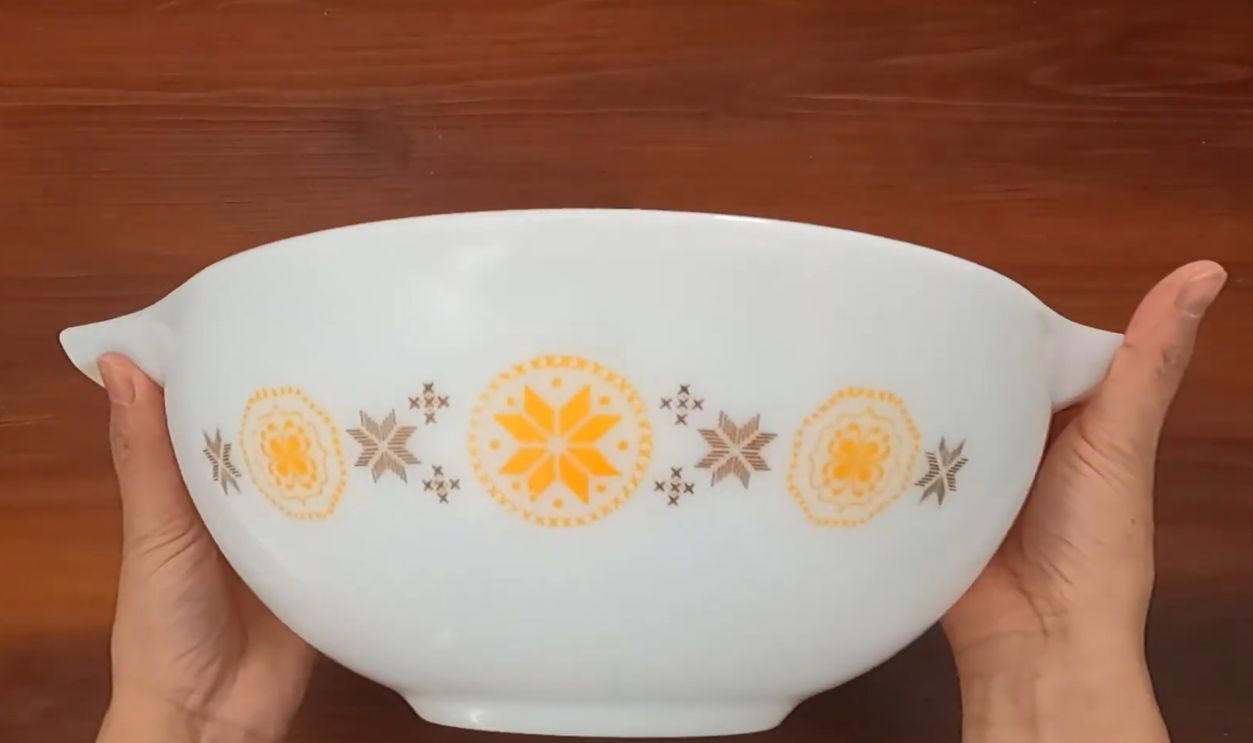 Your Grandma’s Kitchenware Could Be Worth a Fortune, Turquoise Snowflake Mixing Bowls, Gooseberry Cinderella Bowls (Pink on White), Friendship Pattern Casseroles, Primary Colors Mixing Bowls Set, Black Snowflake Space Saver Casserole, Horizon Blue Cinderella Bowls, Verde Square Flowers Casseroles, Terra Mixing Bowls, Bluebird Promotional Casserole, Balloons Chip &amp; Dip Set, Pink Scroll Space Saver, Green Dot Mixing Bowls, Town and Country Pattern Mixing Bowls, Autumn Harvest Cinderella Bowls (Orange on White), Shenandoah Pattern Casseroles, Golden Pine Promotional Casserole