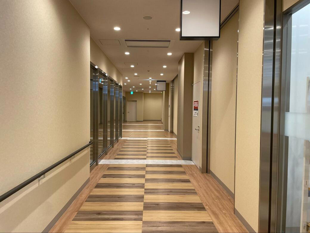 小さな駅と大きなタワマン, チェーン店が多いテナント, 十条銀座に勝つのは確かに大変そうだ…, ラウンジには子どもがたくさんいた, タワマンと溶け合っていく十条の暮らし, 原風景としての「タワマン」