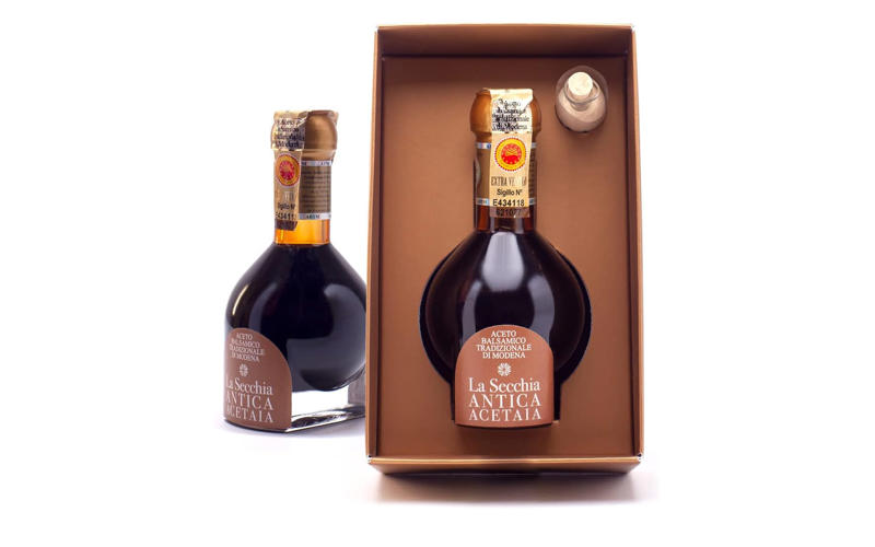 How is balsamic vinegar traditionally made?, What are the classifications of balsamic vinegar?, Is balsamic vinegar good for a keto diet?, Are there vegan balsamic vinegars?, Giuseppe Giusti 6 &amp; 12 Year Balsamic Set, Odysea Balsamic Vinegar of Modena, Fortnum's IGP Gold Balsamic Vinegar of Modena, 250ml, Daylesford Organic Balsamic Vinegar of Modena 250ml, Pied De Poule Black Virgin Balsamic Vinegar, Belazu Balsamic Vinegar of Modena 1.25, 250ml, La Secchia - "Extra Vecchio", Traditional Aged Balsamic Vinegar of Modena DOP, Balsamic Vinegar of Modena PGI Oro Due Vittorie 250ml, Thoughtfully Balsamic Vinegar Gift Set