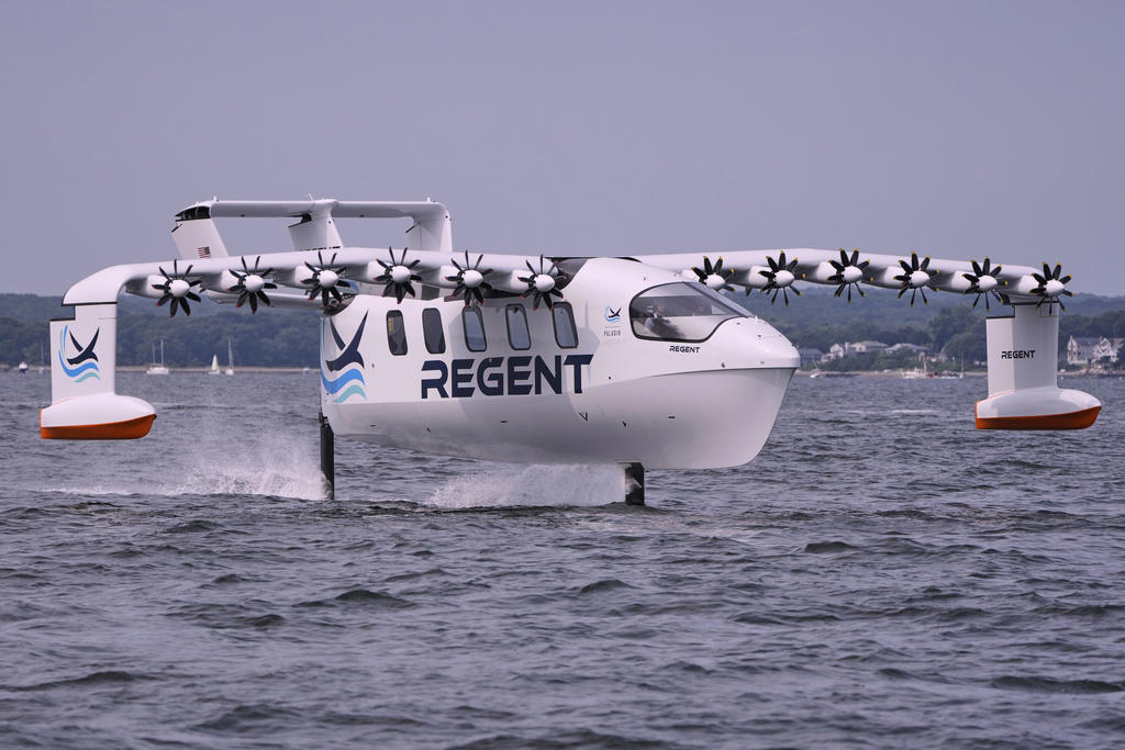 Who will ride a seaglider?, Taking flight but not an aircraft, Capitalizing on concerns over tensions with China, Floating past Interstate 95