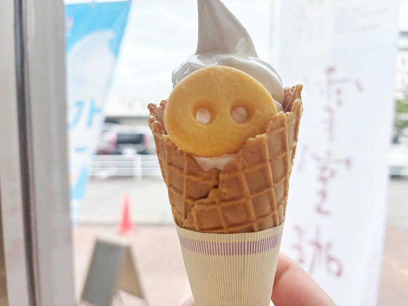 『ストックバスターズカフェ』とは, 【シンプルイズベスト】「タマゴサラダ」と「あんバター」, 【ボリューム満点】「フィッシュフライ」と「焼きそば」, 【食後にソフトクリーム】「バニラ｣と「雪室コーヒー」, メニュー(2025年7月25日時点)