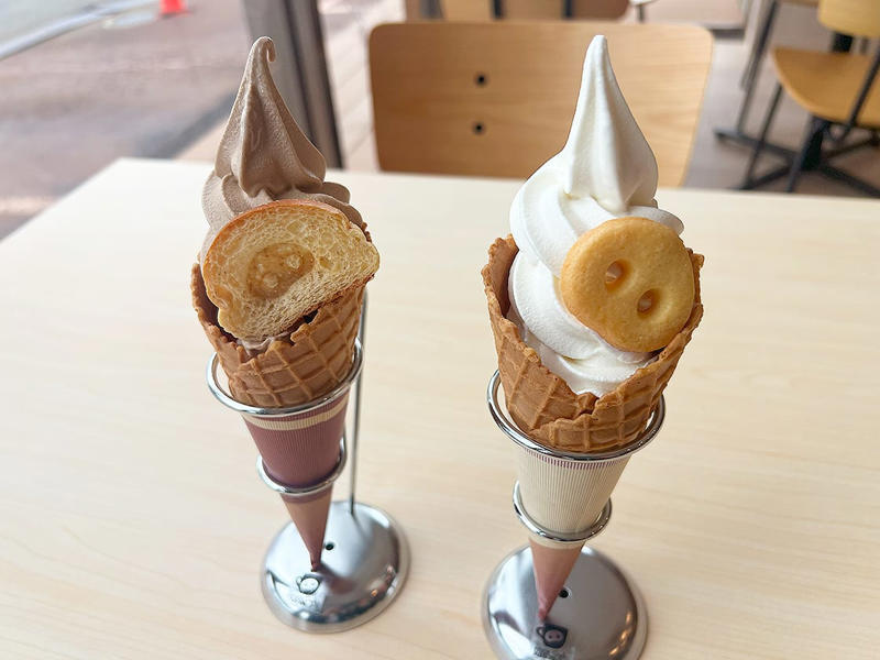 『ストックバスターズカフェ』とは, 【シンプルイズベスト】「タマゴサラダ」と「あんバター」, 【ボリューム満点】「フィッシュフライ」と「焼きそば」, 【食後にソフトクリーム】「バニラ｣と「雪室コーヒー」, メニュー(2025年7月25日時点)