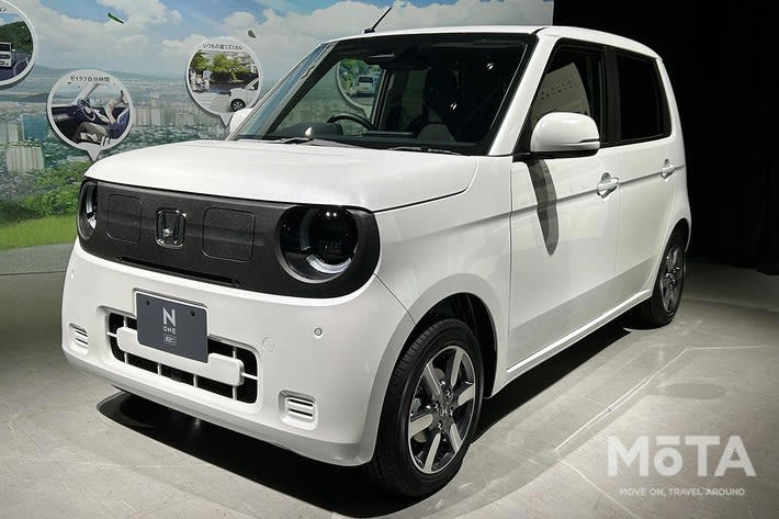 ホンダの軽EV「新型N-ONE e:」とは？, 新型N-ONE e:のレビュー, 【外観評価】運転のしやすさに配慮したデザインが高評価, 【内装評価】機能美あふれる水平基調デザインが◎！ シフトは賛否あり, 【居住性レビュー】運転席は快適そのもの！ しかしファミリーユースには不向きか, 【走行性能レビュー】専門家も驚愕！ モーターが生む異次元の加速と安定性, 【ライバル比較】日産「サクラ」との決定的な違いとは？, 新型N-ONE e:の良い点、気になる点, 新型N-ONE e:をおすすめできる人, N-ONE e:をおすすめできる人