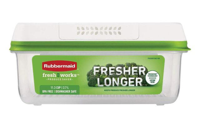 Pro-Approved Tomato Tools at Amazon, Mercer Culinary 5-Inch Tomato Knife , Victorinox 4.3-Inch Tomato Knife , Shun Classic 6-Inch Utility Knife , OXO Good Grips Mandoline Slicer , Cotton Craft Kitchen Towels, Set of 12, OXO Good Grips GreenSaver Produce Keeper, Rubbermaid FreshWorks Saver 