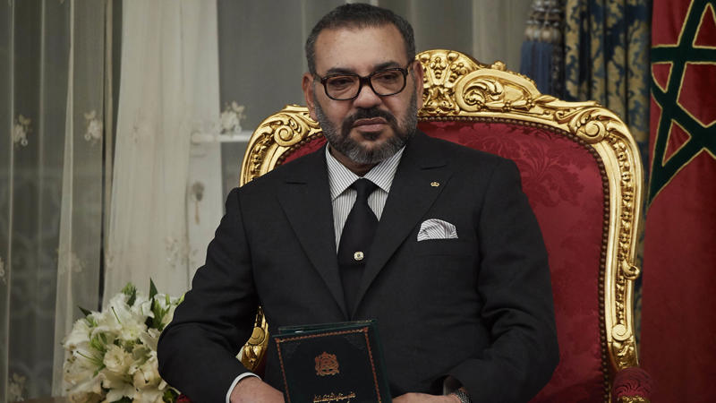 Morocco is working towards the World Cup, In December 2025. the country hosts the Africa Cup of Nations, The biggest soccer stadium in the world, Where futurism and tradition meet, High-speed train from Tangier to Agadir, 3 hours from Tangier to Marrakesh, Infrastructure expansion meets historic traffic, Road transport could be better, Morocco's tourism still promises adventure, Moroccans try to protect the coasts, Muslim country but welcoming to other faiths, But: no drinking, A country of contradictions, Tangier and Sahara, stepping stones to Europe, Migration, A European partner - despite all democratic deficits, Strong performance against Islamic terrorism, Connection with India, Tourism is becoming more professional, An issue: animal protection, Luxury and golf tourism, Morocco's people impress with their friendliness, Beaches are not crowded, Ideal for water sports enthusiasts, Poverty alongside tourist attractions, Shopping in Morocco, No pressure from dromedaries, Morocco's biggest problem: water, Environmental issues, Other concerns: construction frenzy and high prices for locals, Locals cannot afford the tourist prices anymore, Fruit sold on the beach