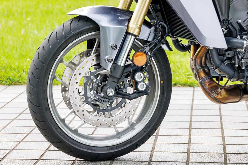 ヤマハ「トレーサー9GT+ Y-AMT ABS」インプレ（小川 勤）, ヤマハ「トレーサー9GT+ Y-AMT ABS」カラー・人気投票, ヤマハ「トレーサー9GT+ Y-AMT ABS」ライディングポジション・足つき性, ヤマハ「トレーサー9GT+ Y-AMT ABS」各部装備・ディテール解説, ヤマハ「トレーサー9GT+ Y-AMT ABS」主なスペック・燃費・製造国・価格, ヤマハ「トレーサー9GT+ Y-AMT ABS」関連のおすすめ記事