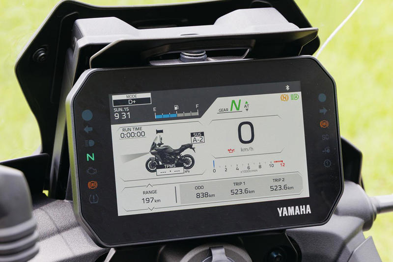 ヤマハ「トレーサー9GT+ Y-AMT ABS」インプレ（小川 勤）, ヤマハ「トレーサー9GT+ Y-AMT ABS」カラー・人気投票, ヤマハ「トレーサー9GT+ Y-AMT ABS」ライディングポジション・足つき性, ヤマハ「トレーサー9GT+ Y-AMT ABS」各部装備・ディテール解説, ヤマハ「トレーサー9GT+ Y-AMT ABS」主なスペック・燃費・製造国・価格, ヤマハ「トレーサー9GT+ Y-AMT ABS」関連のおすすめ記事