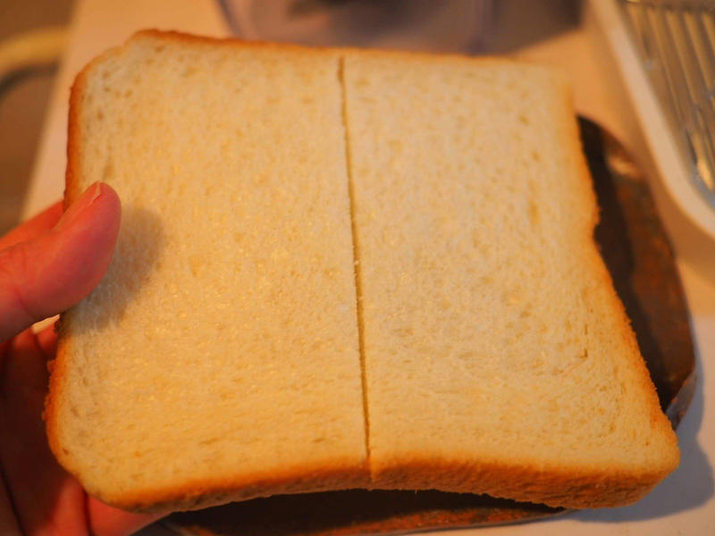 身近な食材で、最高の「ご褒美たまごサンドタイム」を！　, 究極の「ご褒美たまごサンド」を自宅で！ 簡単作り方ガイド, セブン-イレブン：黄金比が織りなす「じゅわ～」なハーモニー, ファミリーマート：パンへの愛が止まらない…, ローソン：個性を見つけたい、未完の大器, 総評とこれからの可能性：あなただけの「究極」を探す旅へ