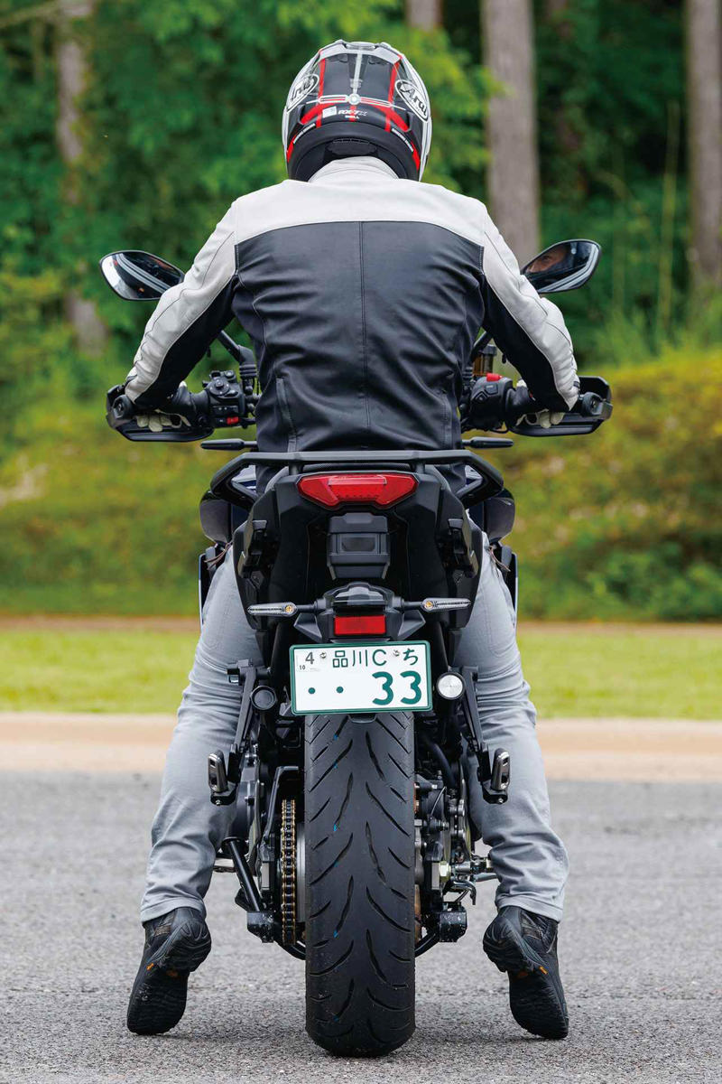 ヤマハ「トレーサー9GT+ Y-AMT ABS」インプレ（小川 勤）, ヤマハ「トレーサー9GT+ Y-AMT ABS」カラー・人気投票, ヤマハ「トレーサー9GT+ Y-AMT ABS」ライディングポジション・足つき性, ヤマハ「トレーサー9GT+ Y-AMT ABS」各部装備・ディテール解説, ヤマハ「トレーサー9GT+ Y-AMT ABS」主なスペック・燃費・製造国・価格, ヤマハ「トレーサー9GT+ Y-AMT ABS」関連のおすすめ記事