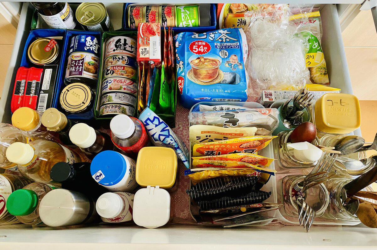 1．収納場所・方法を見直す, 2．食器の数を見直す, 3．道具や調味料を見直す, 4．直観的に動きやすい環境を整えておく, 50代、キッチンの見直しから老後の暮らしを考える
