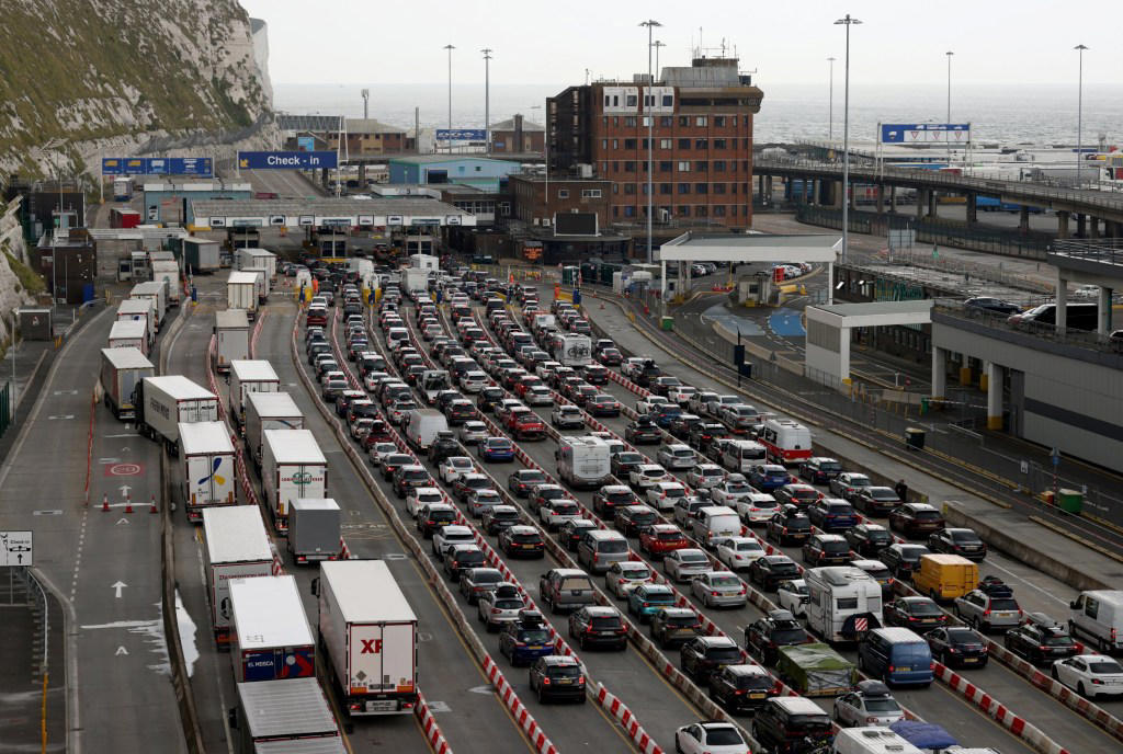 Everything you need to know about new Europe travel rules coming within weeks What is the entry and exit EES system?, How does it work?, Checks at the Port of Dover, London St Pancras and Folkestone, When does the EES start?, What countries will use the new EU entry and exit system?, Who is exempt from the EU entry and exit system?, Why was the EES launch delayed?, What countries already use biometric border controls?