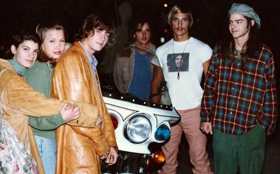 14. Behind the Scenes of ‘Dazed and Confused,’ 1992 1. Watermelon Bubblicious Was Fire, and You Can’t Tell Me Otherwise, 2. Mom Was Serving ’90s Realness In That Windbreaker, 3. Dolly Parton Entertaining the Troops in 1991, 4. Times Were Rough Before Spotify; Finding the Perfect CD Could Take All Day, 5. Nothing Says the ’90s Like TLC and Kriss Kross, 6. We Still Remember the Smell of Those Plastic Bubbles, 7. Video Game Graphics Hadn’t Quite Caught Up Yet, 8. Mind You, These ‘Snacks’ Only Looked Like McDonald’s Fries. A Cruel Joke, Indeed, 9. ‘Middle School Dance, 1991’, 10. Every ’90s Kid Had a Tamagotchi — and Was Left Traumatized When It Died, 11. Back When Pizza Hut Had Some Character, 12. Tupac Shakur, Circa 1992, 13. A Very ’90s School Library, 14. Behind the Scenes of ‘Dazed and Confused,’ 1992, 15. Light-Up Kicks Were Rad, and I Don’t Care What Anyone Else Says, 16. Porcupine Hair (Aka, Frosted Tips) Was Certainly in Style, 17. You Just Knew It Was Gonna Be Lit When This Bad Boy Got Wheeled Out, 18. Nostalgia Overload!, 19. ‘High School in the Mid-90s’, 20. ‘Late ’90s Rave Scene’, 21. ’90s Skate Crew 4 Lyfe, 22. In Case You Couldn’t Tell, Aerobics Were BIG in the ’90s, 23. Two Words: Pogo. Sticks.