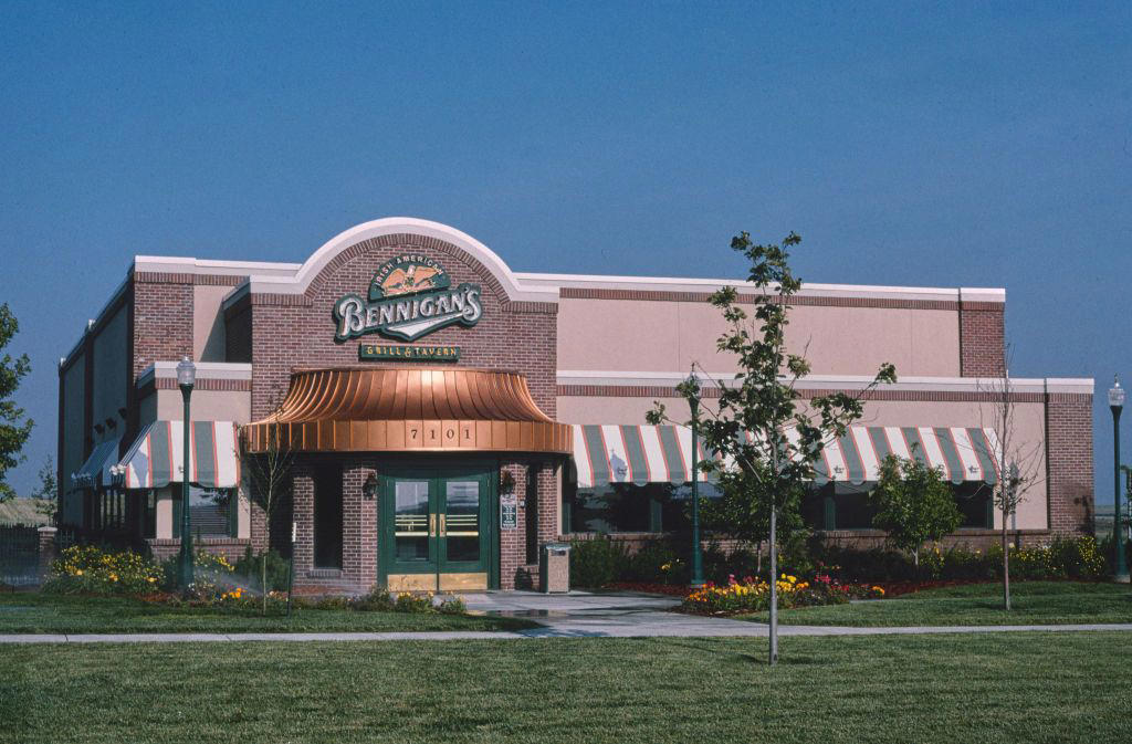 3) Bennigan's 1) Howard Johnson's, 2) Chi Chi's, 3) Bennigan's, 4) Arthur Treacher's Fish & Chips, 5) Planet Hollywood, 6) Bob's Big Boy, 7) ESPN Zone, 9) Blimpie