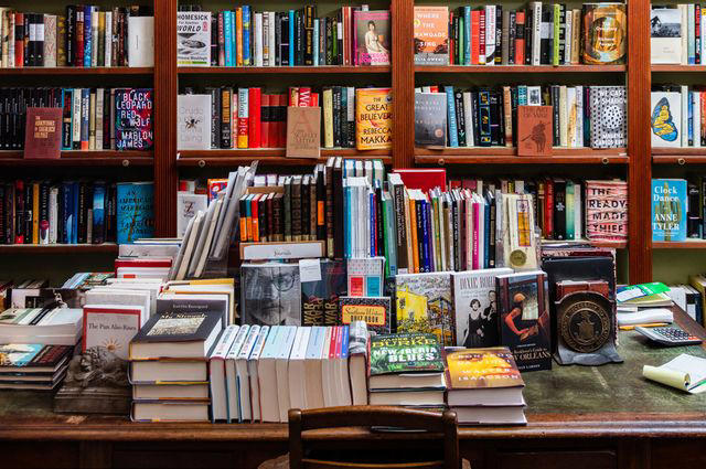 South Main Book Company, Tombolo Books , Faulkner House Books, The Lynx Books, Buxton Books, Charis Books & More, Fabled Bookshop & Cafe