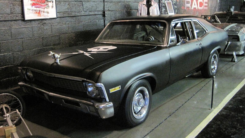 1. Bullitt (1968), 2. The French Connection (1971), 3. The Blues Brothers (1980), 4. Ronin (1998), 5. Mad Max: Fury Road (2015), 6. The Fast and the Furious (2001), 7. The Italian Job (2003), 8. Drive (2011), 9. Gone in 60 Seconds (2000), 10. Death Proof (2007), 11. The Bourne Identity (2002), 12. Taxi (1998), 13. The Dark Knight (2008), 14. Speed (1994), 15. Mad Max 2: The Road Warrior (1981), 16. The Transporter (2002), 17. Smokey and the Bandit (1977), 18. Point Break (1991), 19. Bad Boys II (2003), 20. Fast Five (2011)