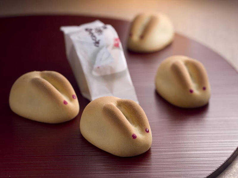 愛らしい見た目にほっこり！ 鳥取土産のド定番！, ｜因幡の白うさぎ（寿製菓）, 見つけると、なぜかつい買ってしまう……鳥取県民のソウルフード！, 子宝祈願で人気のある、ありがた～いお菓子です！！, ｜木の根まんじゅう（木の根本舗）, 【住んでるまちレポート！】旧国鉄倉吉線廃線跡が、いま熱い！ レールの上を歩ける全国的にも珍しいスポット！