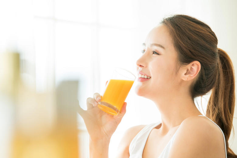 ・そもそも「サジー」とは, ・サジージュースは美容にも健康にも効果がある！, ・味は酸味が強め, ・値段は1,000円前後, ・売り場はどこ？, ・飲み方いろいろ！アレンジも効く♡, ・牛乳とはちみつで, ・オレンジジュースで割る, ・乳酸菌飲料と混ぜる, ・加糖ヨーグルトに混ぜる, ・業務スーパーのはちみつジンジャーを混ぜる
