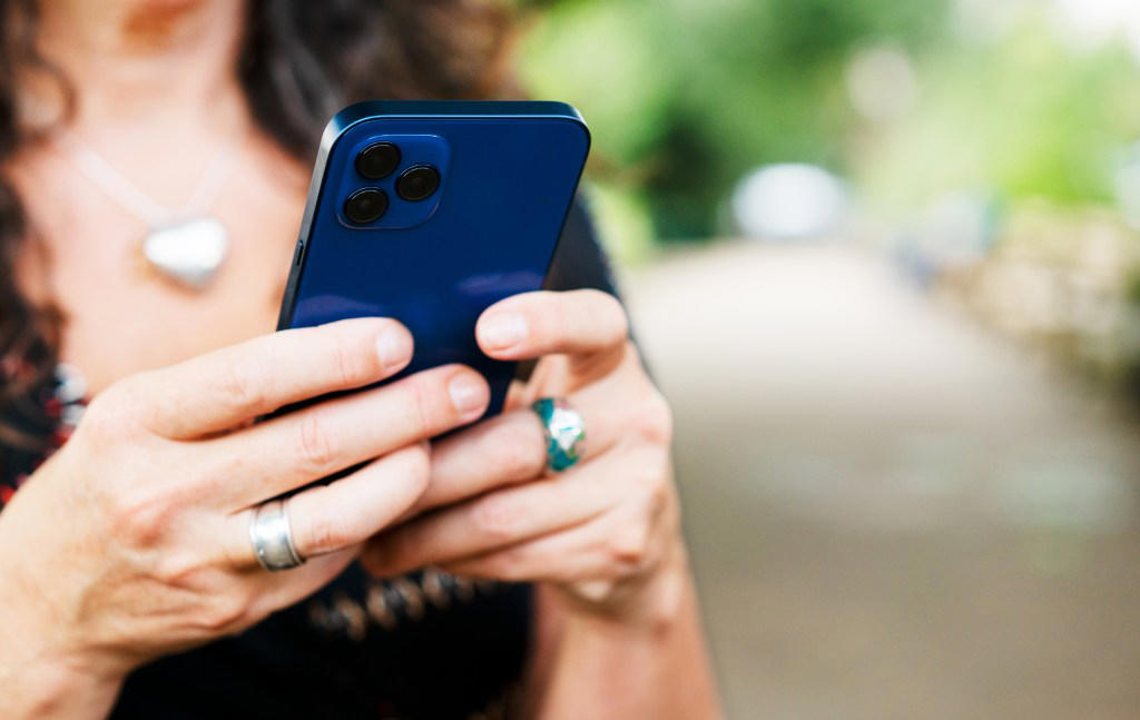 Why is this trend harmful? What is the loyalty test?, Why is this trend harmful?, What can suspecting partners do instead?, How has social media impacted trust in relationships?