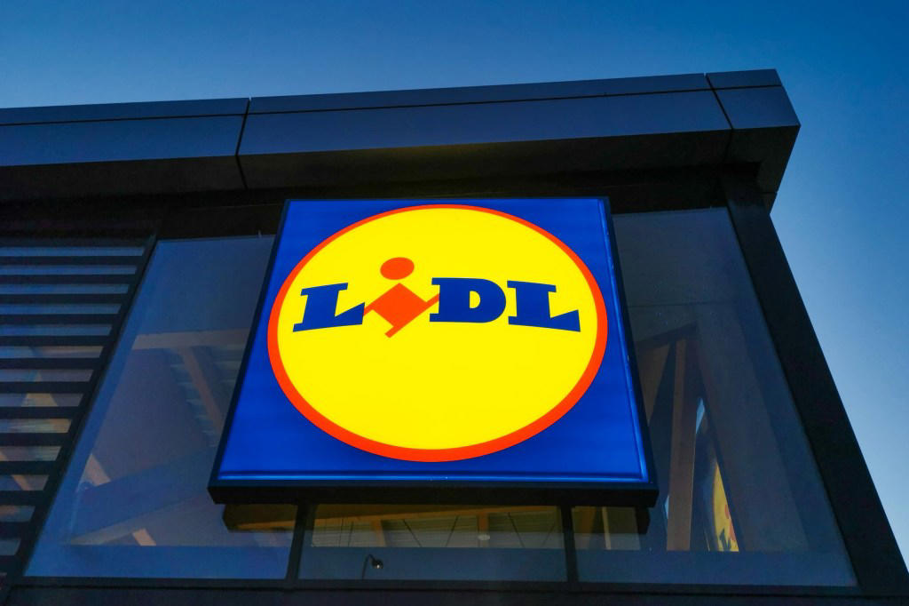 The best of Lidl's limited-edition bakery items… Chocolate Iced Doughnut, 39p, Cheese Twist, 99p, Ultimate Chocolate Brownie, 89p, Toffee Filled Yum Yum, 79p, Chocolate Cronut, 79p, Seeded Sourdough Loaf, £1.99, Pretzel, 79p, Mozzarella and Pesto Pizza, £1.29, White Crusty Roll, 29p, Chocolate Hazelnut Croissant, 69p, Apple Turnover, 69p, Blueberry Filled Muffin, 89p, Large White Sourdough Bloomer, £1.99, Ancient Grain Roll, 35p, Vegetable Pizza Slice, 99p, Triple Chocolate Cookie, 55p, Belgian Bun, 79p, White Artisan Baguette, 99p, Margherita White Cheddar Pizza, 99p, Petit Pain, 29p, Chocolate Twist, 69p, Crusty Wheat & Rye Bloomer, £1.99, Pastel de Nata, 69p, Chocolate Hazelnut Doughnut, 79p, Sticky Cinnamon Bun, 79p, Rosemary and Sea Salt Focaccia Roll, 69p, Pain aux Raisin, 69p, Demi Baguette, 39p, Almond Croissant, 69p, Cheese Pretzel Roll, 35p, Maple and Pecan Plait, 69p, Stonebaked Panini Roll, 35p, Milk Chocolate Cookie, 55p, Pink Iced Ring Doughnut, 39p, White Chocolate Cookie, 55p, Jam Filled Doughnut, 49p, All Butter Croissant, 59p, All Butter Pain au Chocolat, 69p, Low GI Multiseed Cobb, £1.99, Chocolate Filled Muffin, 89p, Stonebaked White Roll, 35p, The best of Lidl's limited-edition bakery items…