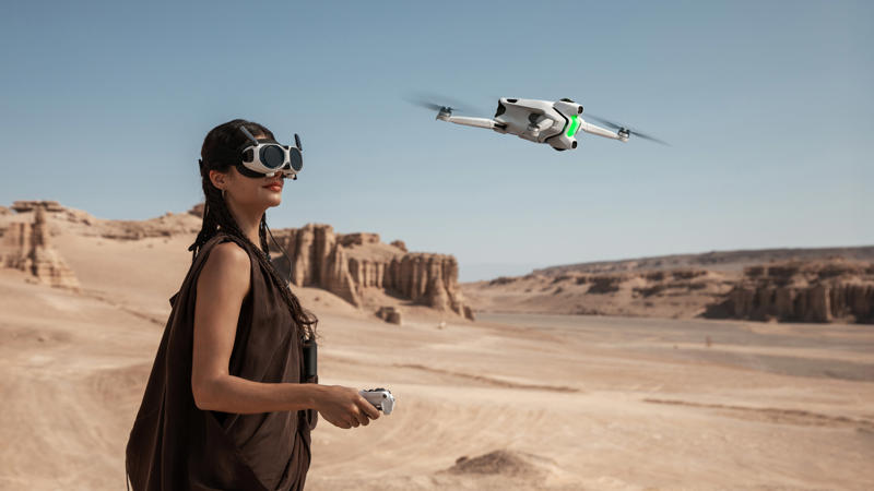 1. It’s the world’s first 360 drone (sort of), 2. It flies a lot like the DJI Avata, 3. You’ll need an app to create shareable videos, 4. It doesn’t skimp on safety, 5. It will launch globally in January 2026 – but the price remains TBC
