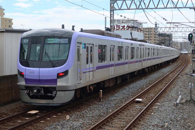 神奈川に置かれた半蔵門線基地, 都心直通地下鉄の車両拠点, 渋谷駅地下化の挑戦, 都心地下鉄の車両拠点戦略, 鷺沼基地活用の裏側, 都心地下制約と基地活用