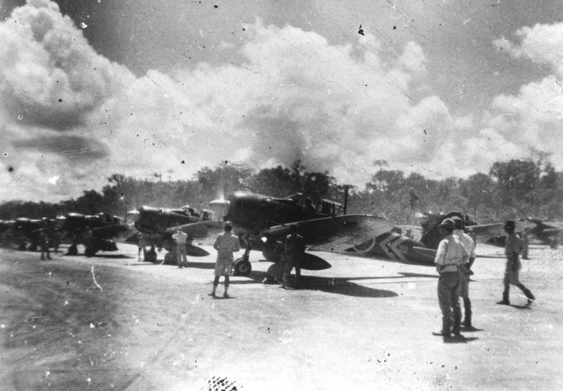 戦死はきれいごとじゃない, 街の男は坊主頭ばかり, 「軍人が窮屈に感じる」異様な街の空気感, 完敗、大敗、そして終戦へ。, 厳格な父が目に涙を浮かべて, 世間の切り替えの早さに「日本人への不信感」を抱く, 手のひら返しの言説に悔しさを飲み込んできた, 「空しい人生だったように思いますね」