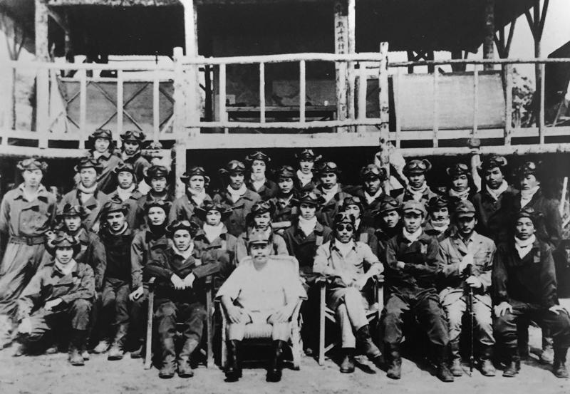 戦死はきれいごとじゃない, 街の男は坊主頭ばかり, 「軍人が窮屈に感じる」異様な街の空気感, 完敗、大敗、そして終戦へ。, 厳格な父が目に涙を浮かべて, 世間の切り替えの早さに「日本人への不信感」を抱く, 手のひら返しの言説に悔しさを飲み込んできた, 「空しい人生だったように思いますね」