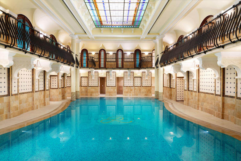 1. Four Seasons Hotel Gresham Palace , 2. Párisi Udvar Hotel , 3. W Budapest hotel, 4. Corinthia Hotel Budapest , 5. Brody House, 6. Aria Hotel , 7. Kempinski Hotel Corvinus , 8. Baltazár Boutique Hotel , 9. Maverick Downtown, 10. MEININGER Budapest Great Market Hall