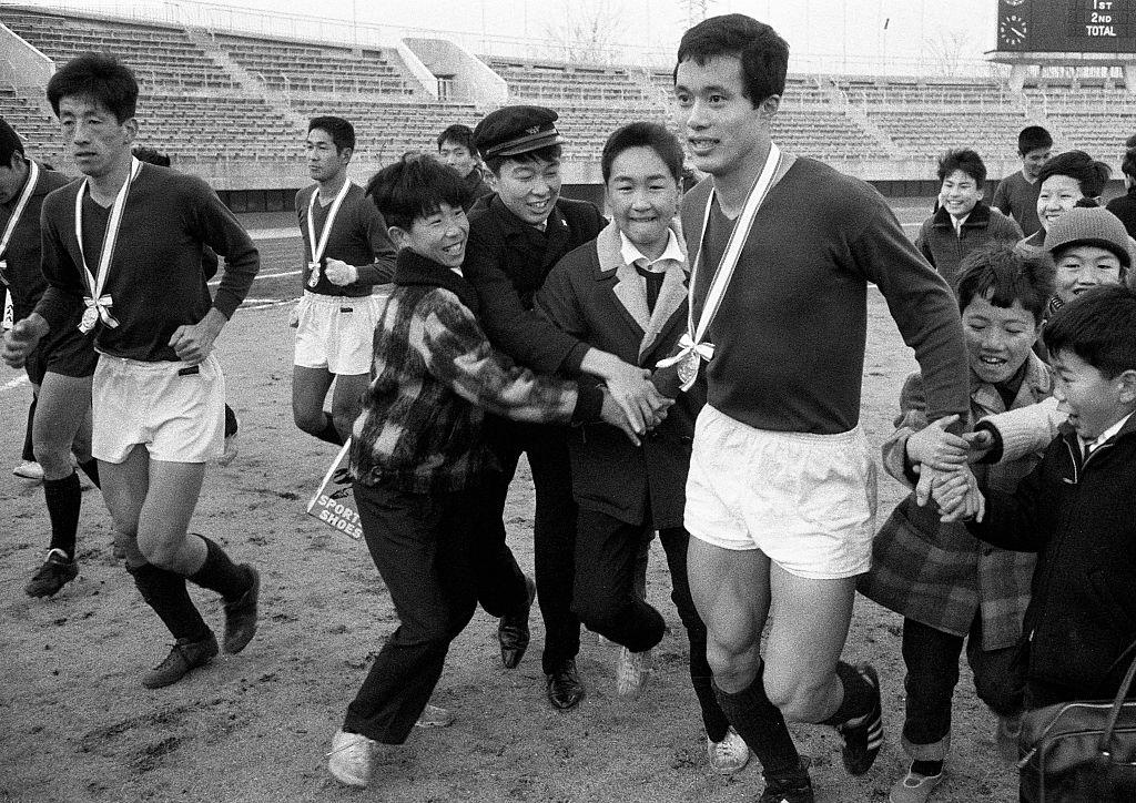 サッカー界のスーパースター, 長嶋茂雄氏の逝去に続いて, 釜本氏の空前絶後の活躍, 伝説の「アーセナル・ゴール」, 新たな逸材を探して