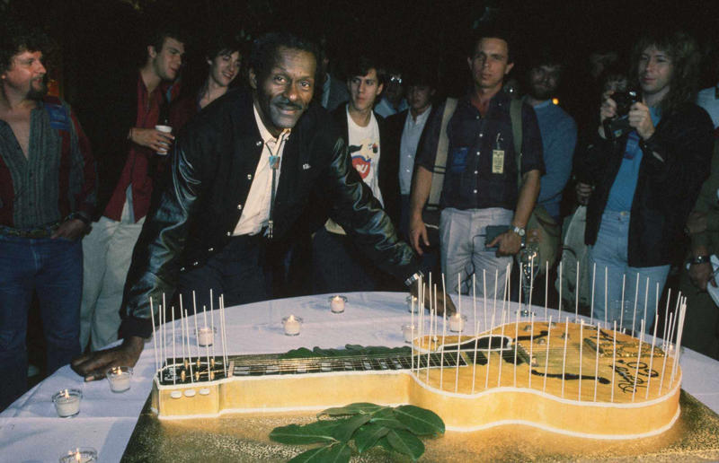 23. Maurice Chevalier's musical cake, 1956, 22. Hank Aaron's baseball tableau cake, 1973, 21. A super-sized sombrero cake, 1933, 20. Pavarotti's artistic cake portrait, 1980, 19. Ingrid Bergman and Charles Boyer's joint birthday cake, 1946, 18. Denise Grey's dual pink birthday cakes, 1985, 17. An elaborate Alice in Wonderland cake, 1932, 16. Shirley Temple's seventh birthday cake, 1936, 15. An extravagant Arc de Triomphe cake, 1983, 14. Glen Campbell's lifelike guitar cake, 1973, 13. A gravity-defying hot air balloon cake, 1933, 12. Elizabeth Taylor's front page cake, 1982, 11. Chuck Berry's rock 'n' roll cake, 1986, 10. Prince Charles' regal 40th birthday cake, 1988, 9. Princess Irene's nautical cake, 1951, 8. An architectural birthday cake, 1981, 7. Queen Charlotte's giant birthday cake, 1930, 6. Franklin D. Roosevelt's monumental birthday cake, 1940, 5. Winston Churchill's 80th birthday cake, 1954, 4. Harry Truman's five-tier birthday cake, 1954, 3. Charlie Chaplin's five-foot birthday cake, 1966, 2. John F. Kennedy's 44th birthday cake, 1961