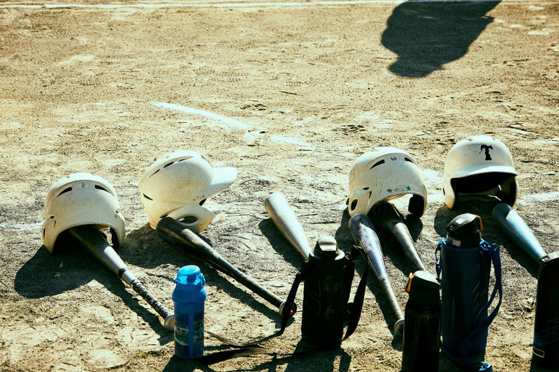 高校野球は「何」を必死で守っているのか, 「伝統を守る」ひとつの理由, 我が国の「野球」の歴史, 野球だけが完全に特別扱い, 戦争回顧と野球の関連性, 奇妙な熱気を作り上げたシステム