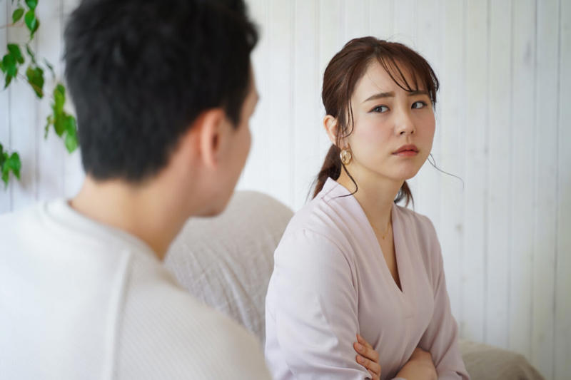 頼りになる人とならない人は何が違うの？, 頼りにならない人に共通する5つの特徴, ① 約束を守らないことが多い, ② 何でも他人任せにしてしまう, ③ 困った時に言い訳ばかりをする, ④ 会話がうまくできず、確認を怠る, ⑤ 気持ちに余裕がなく、すぐ焦る, 緊急事態でわかる「頼れる人」との違い, 冷静になり状況をすばやく整理する, すぐに行動計画を立てる, 周囲の人と情報を共有する, 頼りになる人になるための方法, 普段から約束を守る習慣をつける, はっきりとした意見を持ち、伝える練習をする, 問題が起きた時の対処法を普段から考えておく, 感情をコントロールする技術を身につける, 周囲に感謝の言葉を伝える