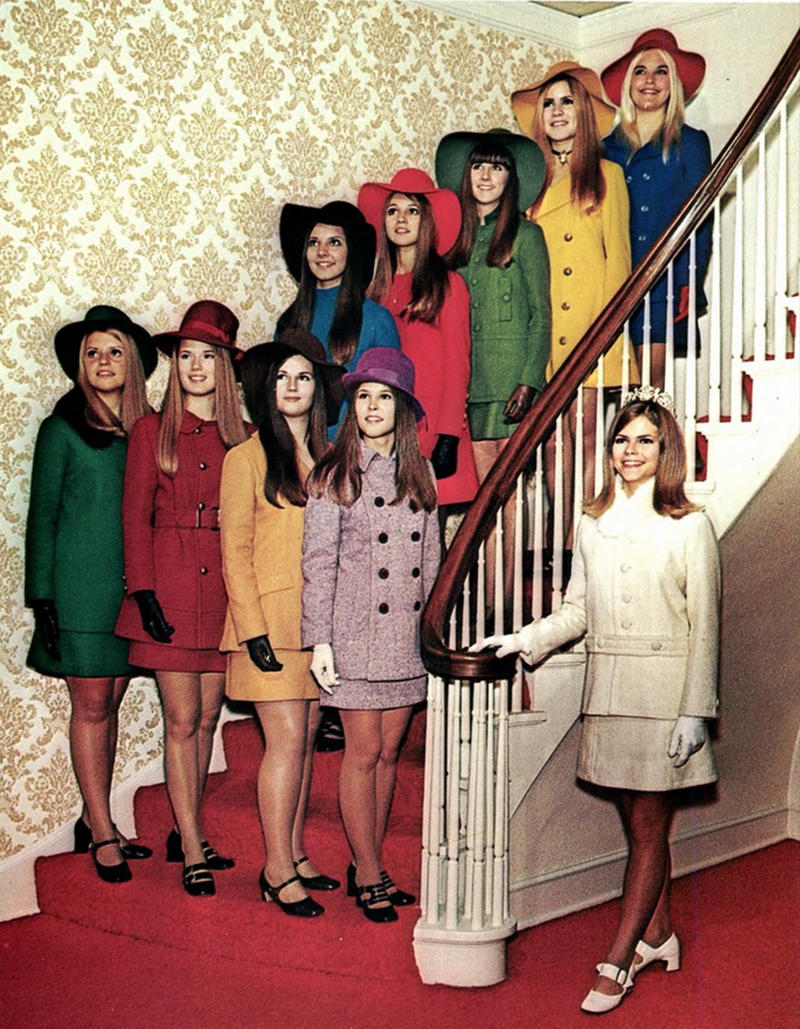 7. Colorful Garb (1970s) 1. Homecoming With the Girls (1977), 2. Homecoming Court Looking Snazzy (1970s), 3. Check out That Red Suit (1974), 4. Groovy Homecoming Date (1975), 5. Homecoming Dance at Willow Run High School in Ypsilanti, Michigan (1971), 6. Football Player at His Homecoming Game (1978), 7. Colorful Garb (1970s), 8. Getting Crowned Queen at an Alabama High School (1971), 9. Homecoming Court at St. Joseph High School (1964), 10. Candidates for Queen at a California High School (1974), 11. Getting a Good Vantage Point of the Homecoming Parade (1971), 12. University of Florida Homecoming (1954), 13. Pulling Up to Homecoming in Style (1957), 14. Homecoming Queen Contestants (1969), 15. Homecoming Queen Being Crowned (1969), 16. Getting Ready to Head to the Game (1988), 17. Homecoming Court from Woodlawn High School in Shreveport, Louisiana (1971)