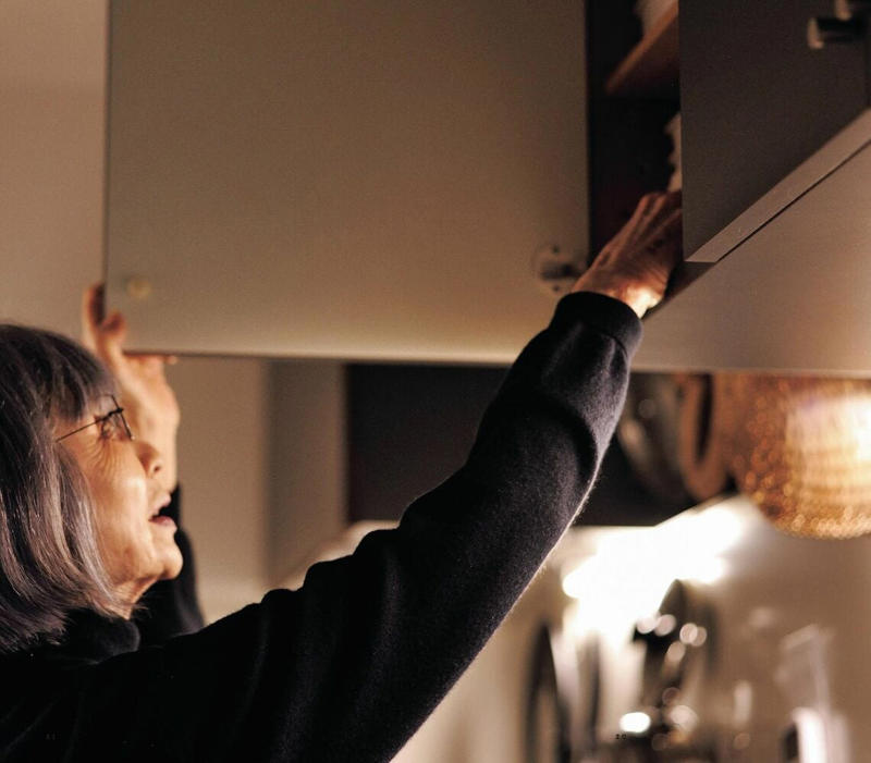 「使いにくい」と思い始めた70代, 80代のリフォームで大事にしたこと, シニア視点の収納の工夫, 思いがけず、自炊を大切にする暮らしに, 60代や70代のときにリフォームしなくてよかった