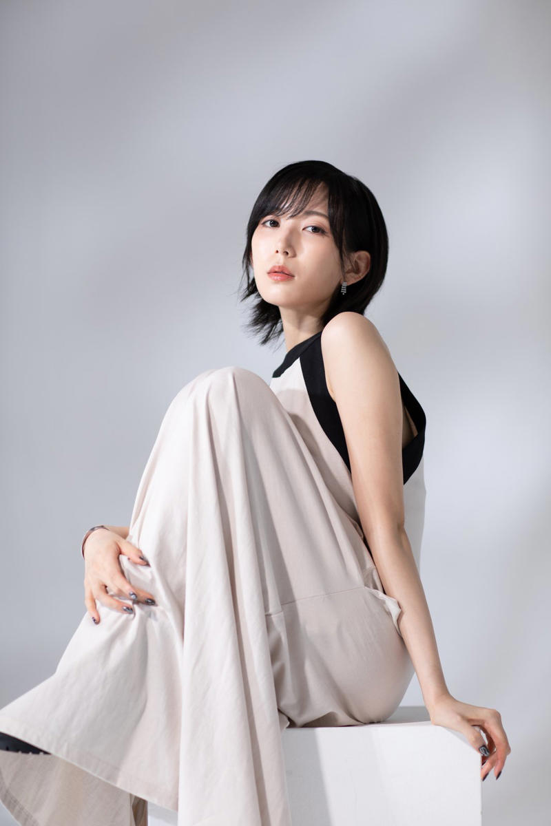 ■人生のレールから外れたように, ■何を頑張ればいいのか, ■何もない自分を隠さなきゃ, ■うまくできなかったら失望される, ■自分の形を感じたくなかった, ■母とも話さなかった, ■絵を描くことが日記がわり, ■「この絵を人前にだしたらどうなるんだろう」