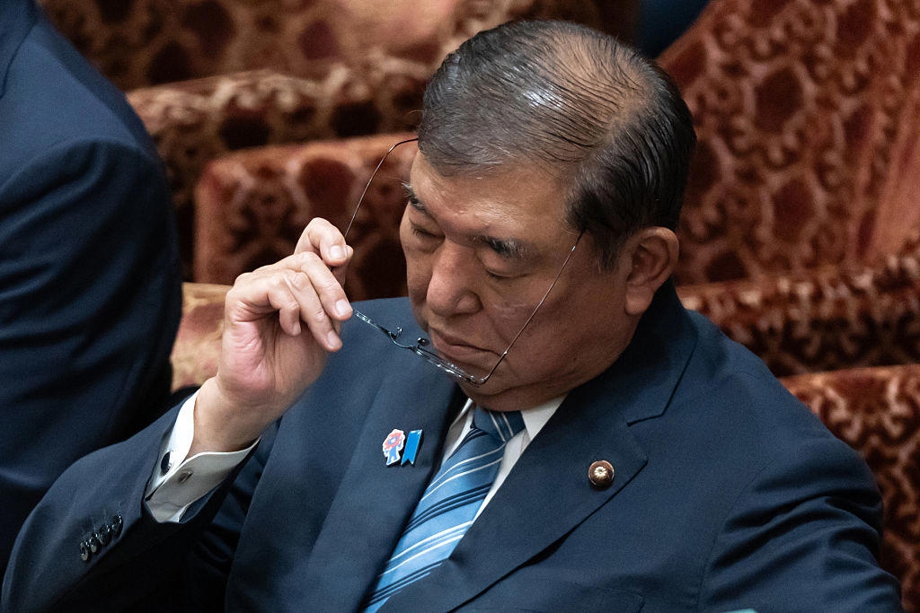 記者が石破総理に電話をかけると…, 山﨑拓元副総裁が明かす「小泉ー石破会合」の中身, すべて森山裕幹事長のシナリオ通り, 「選管はかなりエグい手を打ってきた（笑）」