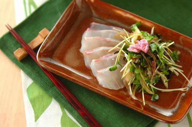 ・甘辛ふっくらタイの煮付け, ・切り身で簡単！ 鯛のアクアパッツァ, ・生トマトで！ 短時間でトマトソースに 鯛をオシャレに, ・グリルで手軽に！ 鯛の塩焼き, ・鯛のマスタード焼き菜の花添え, ・簡単華やか！ タイのカルパッチョ, ・中華風鯛の刺身, ・鯛の和風カルパッチョ, ・豪快！ 宇和島風鯛めし, ・白身魚の梅肉蒸し, ・鯛の中華蒸し　電子レンジで簡単, ・鯛とタケノコ蒸し青のりあんかけ