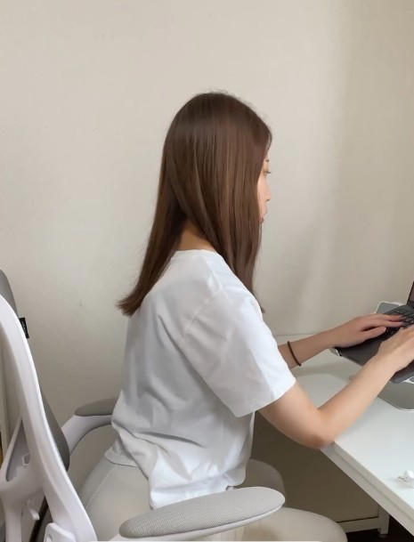 担任の観察眼で「顔面肩甲上腕型筋ジストロフィー」が判明, 猛暑で体調を崩して「特別支援学校」へ転校, 真面目ゆえに、就職先では「お願いする罪悪感」に苦しんだ, 「できない」を解決する“少しの工夫”を考える日々, 「表情が作りにくくて不愛想に見える」と悩む当事者の想いを知ってほしい