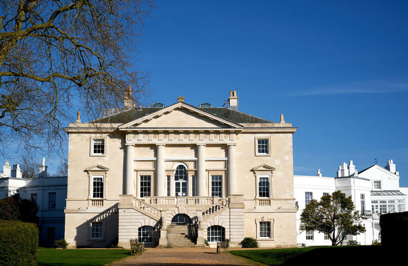 17 Bruton Street, White Lodge, 145 Piccadilly, The Royal Lodge, Y Bwthyn Bach, Birkhall, Buckingham Palace, Clarence House, Villa Guardamangia, Windlesham Moor, Sandringham, Windsor Castle, Hillsborough Castle, Palace of Holyroodhouse, Balmoral Castle