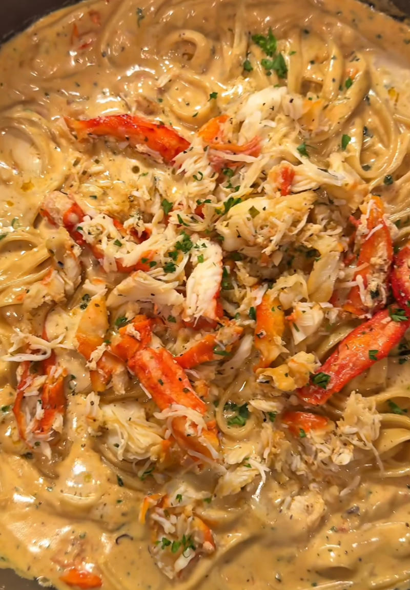 Crab Alfredo Pasta Garlic Butter Lobster Tail, Crispy Crab Cakes, Rich Lobster Bisque, Crunchy Coconut Shrimp, Crab Alfredo Pasta, Lobster Mac & Cheese, Spicy Cajun Salmon, Creamy Clam Chowder, Firecracker Shrimp, Honey-Glazed Salmon, Garlic Butter Mussels, Red Lobster-Style Fried Shrimp, Lobster-Stuffed Mushrooms, Lemon Butter Shrimp Skewers, Crab and Corn Chowder, Seafood Alfredo Pizza, Baked Lobster Mac & Cheese Cups, Red Lobster Copycat Clam Strips