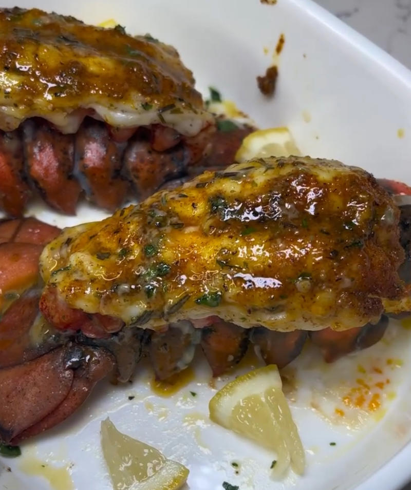 Garlic Butter Lobster Tail Garlic Butter Lobster Tail, Crispy Crab Cakes, Rich Lobster Bisque, Crunchy Coconut Shrimp, Crab Alfredo Pasta, Lobster Mac & Cheese, Spicy Cajun Salmon, Creamy Clam Chowder, Firecracker Shrimp, Honey-Glazed Salmon, Garlic Butter Mussels, Red Lobster-Style Fried Shrimp, Lobster-Stuffed Mushrooms, Lemon Butter Shrimp Skewers, Crab and Corn Chowder, Seafood Alfredo Pizza, Baked Lobster Mac & Cheese Cups, Red Lobster Copycat Clam Strips