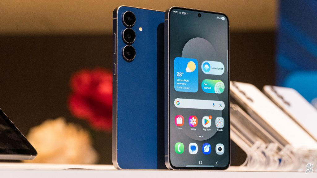 Samsung Galaxy S25 FE Malaysia Price, Small but welcomed hardware upgrades, Lighter, thinner and improved durability, One UI 8 with Galaxy AI