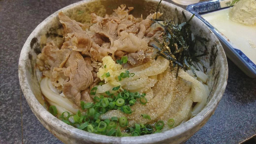 「丸亀vsはなまる」に当てはまらない香川県　真の王者は「〇〇〇製麺」？, 今ではチェーン店も多く存在する, 唯一生き残る店舗の特徴とは？, 丸亀から来たうどん店に「丸亀の看板を降ろせ」？尾を引く「商標独占」騒動, 丸亀製麺は以前よりも大きく成長している
