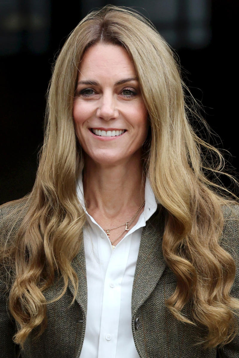 Blonde Kate, 2025 Blonde Kate, 2025, Student days, Glowing inside and out, High ponytail, Wind-swept perfection, Easy curls, Wavy vibes, Relaxed structure, Side ponytail, Serious waves, Half up elegance, Grace Kate, Weather prepared, Sporty pony, Boho flair, Side fringe, Windy waves, 1960s inspired ponytail, Blow-out, Wrapped ponytail, Kate's headgear, Classy bun, Newsboy cap, Elegant in black, Accent of red, Fake fur hat