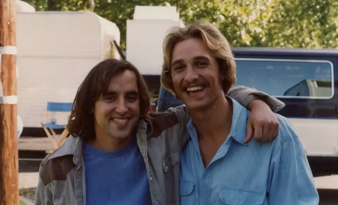 6. A Young Matthew McConaughey on the Set of ‘Dazed and Confused’ 1. First Computer Lesson on an Apple II, 2. An 18-Year-Old Penelope Cruz, 3. Talk About Beach ‘Fit Goals, 4. A Young Marisa Tomei in ‘My Cousin Vinny’, 5. Ronald Reagan Shares a Laugh With Incoming US President Bill Clinton in Washington D.C., 6. A Young Matthew McConaughey on the Set of ‘Dazed and Confused’, 7. ‘My Dad as a High School Student in 1992’, 8. A Young Jack Black Serving Serious Blue Steel, 9. ‘My Dad and Me, Circa 1992’, 10. Tie Dye and Mullets: Just Your Average ’90s Family Portrait, 11. Seattle Rock Band Soundgarden Pictured in California, 12. Behind the Scenes of ‘The Last of the Mohicans’, 13. ’90s House Parties Were Truly Unmatched, 14. A Striking (and Eerie) Self-Portrait at the Foot of the Twin Towers, 15. ‘Skate Crew From High School, 1992’, 16. Iman & David Bowie on Their Wedding Day in Italy, June 6, 1992, 17. People Play Volleyball in Front of a Buddha Statue in Afghanistan, 18. A Young Chris Cornell Performs on Stage in His Signature Plaid, 19. Jodie Foster and Anthony Hopkins Hold Up Their Oscars After Winning Best Actor and Actress for ‘The Silence of the Lambs’, 20. Cher Turning Heads in a Red Sequin Gown at an Awards Show, 21. A Young Winona Ryder During the Filming of ‘Dracula’, 22. The Epic Cast of Saturday Night Live in 1992, 23. ‘The 1992 USA Men’s Olympic Basketball Team, aka the Dream Team’, 24. Kris Kristofferson Comforts Sinéad O’Connor After She Gets Booed on Stage During a Bob Dylan Tribute Concert, 25. Nirvana Pictured in Spain During the Height of the Grunge Era, 26. An Interior Shot of the Mall of America When it First Opened in Bloomington, Minnesota, August 1992, 27. Christian Bale Pictured at His 18th Birthday Party, 28. ‘My Brother Getting Slimed at Universal Studios Florida in 1992’, 29. Alanis Morissette Pictured Doing Shots With Santa, 30. Bruce Campbell Poses With His Many Stunt Doubles on the Set of ‘Army of Darkness’, 31. Michael Jordan Rocks a Matching Set at the ’92 Olympics in Spain