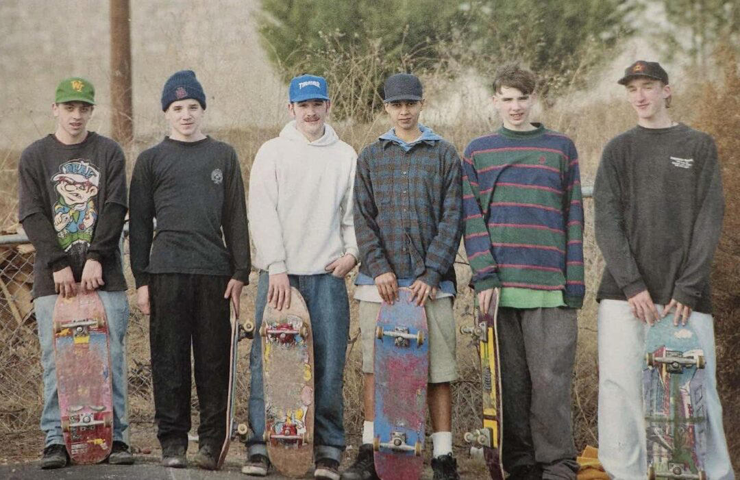 15. ‘Skate Crew From High School, 1992’ 1. First Computer Lesson on an Apple II, 2. An 18-Year-Old Penelope Cruz, 3. Talk About Beach ‘Fit Goals, 4. A Young Marisa Tomei in ‘My Cousin Vinny’, 5. Ronald Reagan Shares a Laugh With Incoming US President Bill Clinton in Washington D.C., 6. A Young Matthew McConaughey on the Set of ‘Dazed and Confused’, 7. ‘My Dad as a High School Student in 1992’, 8. A Young Jack Black Serving Serious Blue Steel, 9. ‘My Dad and Me, Circa 1992’, 10. Tie Dye and Mullets: Just Your Average ’90s Family Portrait, 11. Seattle Rock Band Soundgarden Pictured in California, 12. Behind the Scenes of ‘The Last of the Mohicans’, 13. ’90s House Parties Were Truly Unmatched, 14. A Striking (and Eerie) Self-Portrait at the Foot of the Twin Towers, 15. ‘Skate Crew From High School, 1992’, 16. Iman & David Bowie on Their Wedding Day in Italy, June 6, 1992, 17. People Play Volleyball in Front of a Buddha Statue in Afghanistan, 18. A Young Chris Cornell Performs on Stage in His Signature Plaid, 19. Jodie Foster and Anthony Hopkins Hold Up Their Oscars After Winning Best Actor and Actress for ‘The Silence of the Lambs’, 20. Cher Turning Heads in a Red Sequin Gown at an Awards Show, 21. A Young Winona Ryder During the Filming of ‘Dracula’, 22. The Epic Cast of Saturday Night Live in 1992, 23. ‘The 1992 USA Men’s Olympic Basketball Team, aka the Dream Team’, 24. Kris Kristofferson Comforts Sinéad O’Connor After She Gets Booed on Stage During a Bob Dylan Tribute Concert, 25. Nirvana Pictured in Spain During the Height of the Grunge Era, 26. An Interior Shot of the Mall of America When it First Opened in Bloomington, Minnesota, August 1992, 27. Christian Bale Pictured at His 18th Birthday Party, 28. ‘My Brother Getting Slimed at Universal Studios Florida in 1992’, 29. Alanis Morissette Pictured Doing Shots With Santa, 30. Bruce Campbell Poses With His Many Stunt Doubles on the Set of ‘Army of Darkness’, 31. Michael Jordan Rocks a Matching Set at the ’92 Olympics in Spain