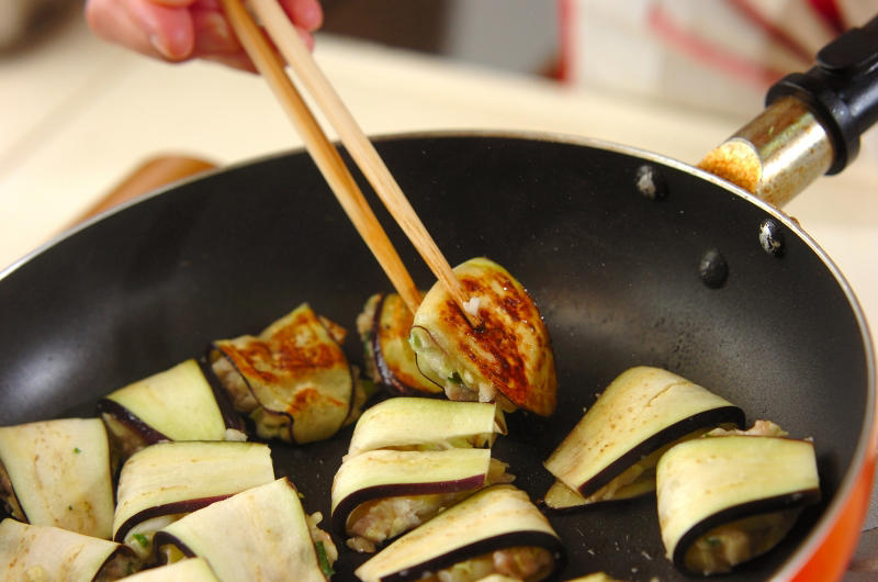 【はさむだけ】ナス餃子, 【のせるだけ】フライパンで作る！ 包まないふわふわゴマあんまん, 【混ぜるだけ】包まないいなり寿司, 包まず簡単！ふんわり華シュウマイ, お急ぎワンタンスープ, オープンオムレツ, 初心者でも失敗なし！ ふわとろ卵のオムライス, 包まない、揚げないグラタンコロッケ